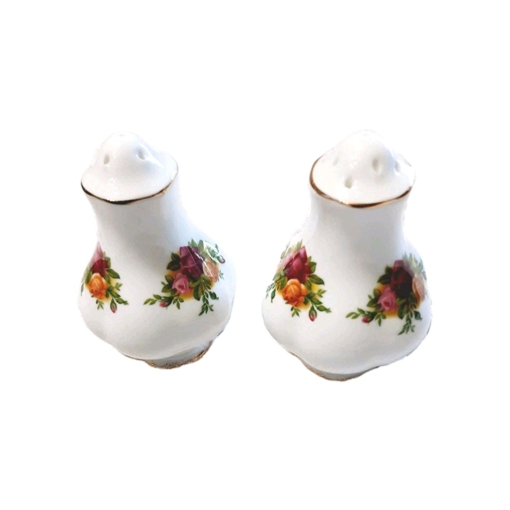 Royal Albert Old Country Roses Bone China Salt & Pepper Shakers England
